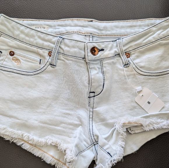 #8 QSD Shorts - Picture 5 of 8